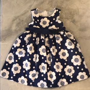 Girls size 4 special occasion dress